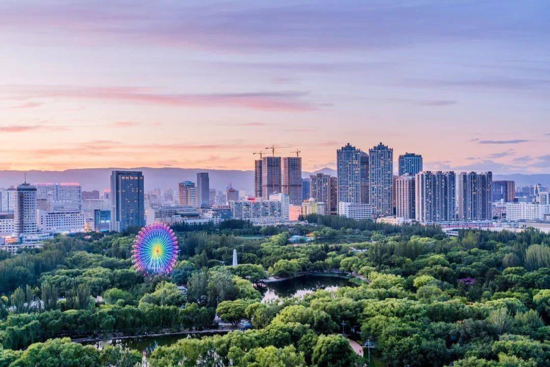 外交部发言人就呼和浩特相关评论文章发表言论